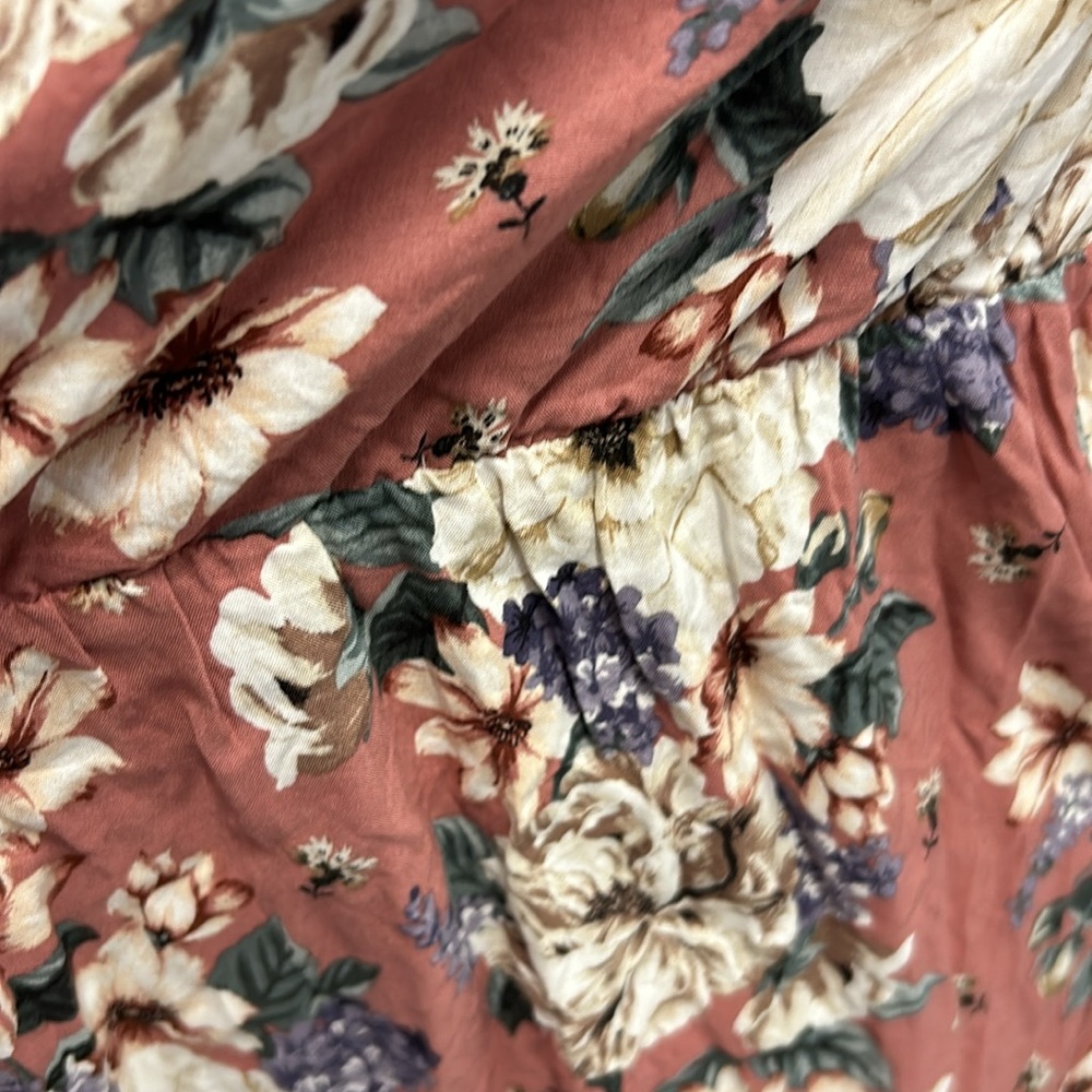 NWT two Torrid short sleeved floral blouses - Picture 6 of 15